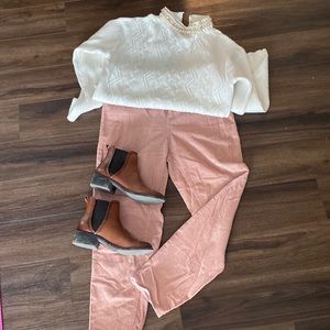 2 for 20$ offer Urban Outfitters BDG Color Corduroy Mom  High Rise Pants